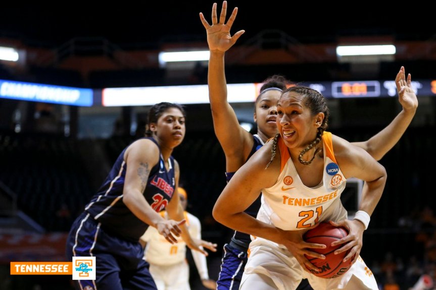 Lady Vols steamroll Liberty, advance to second round